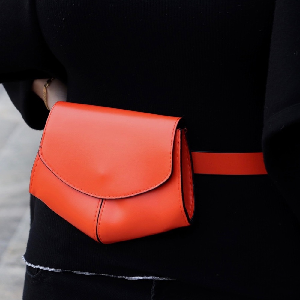 Coral Belt bag